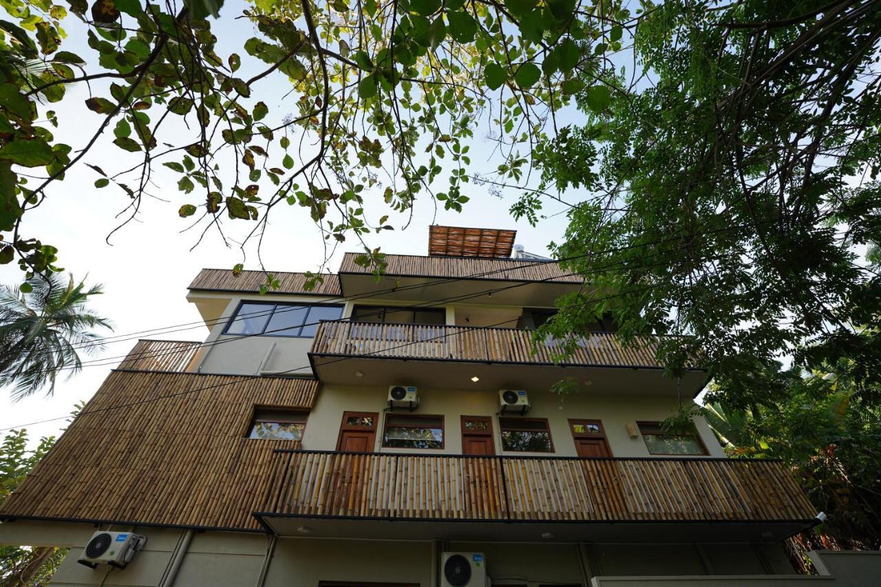 Hotel Bombora Hiriketiya Dikwella Exterior foto